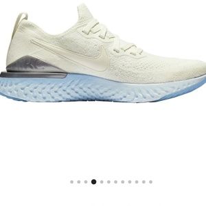 Womens Nike Epic React Flyknit 2